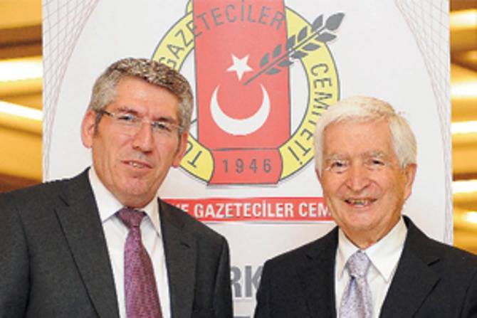 Tarımın ve çiftçinin dostu; Güngör Uras